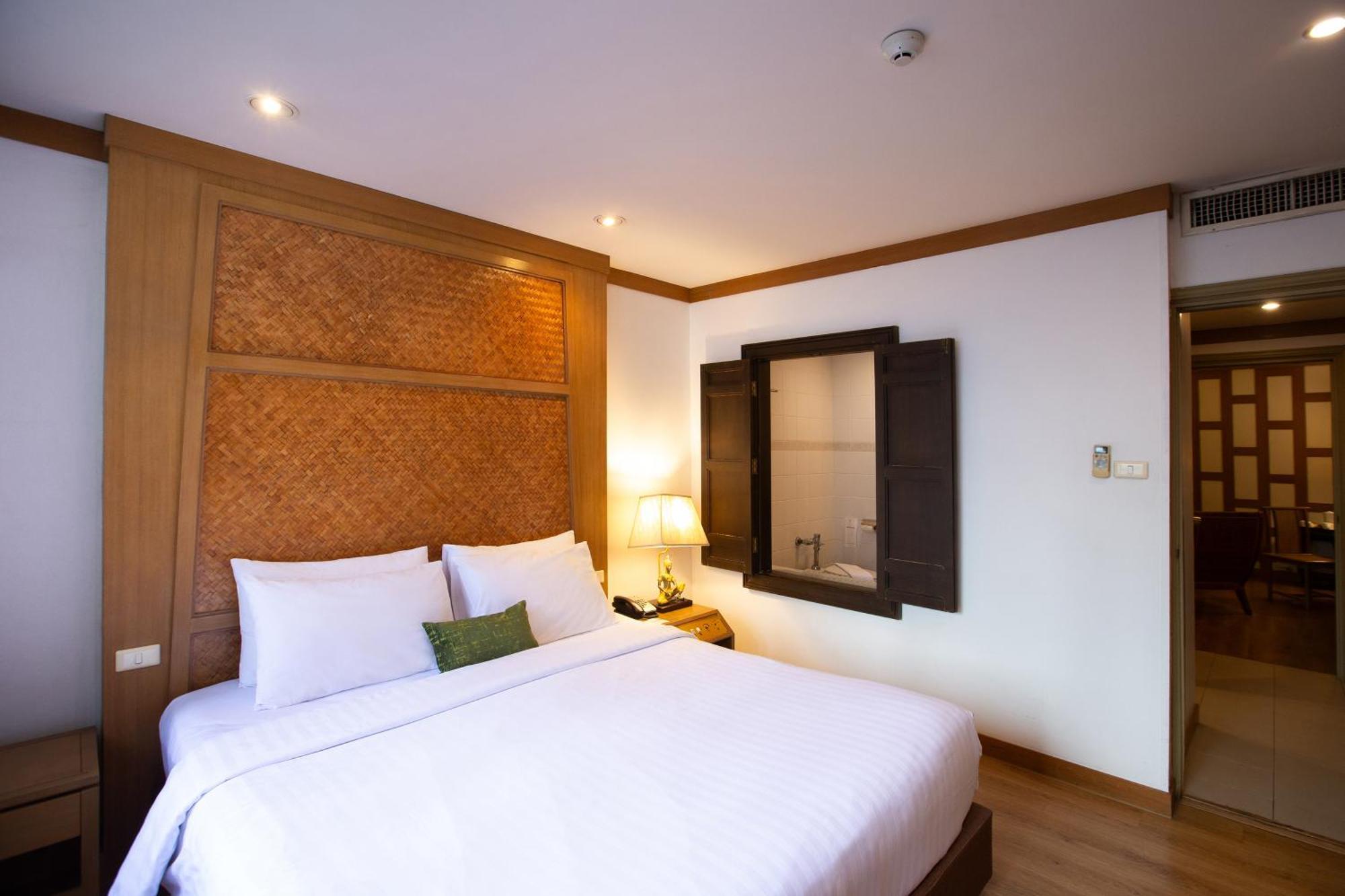 The Tarntawan Hotel Surawong Bangkok Zewnętrze zdjęcie